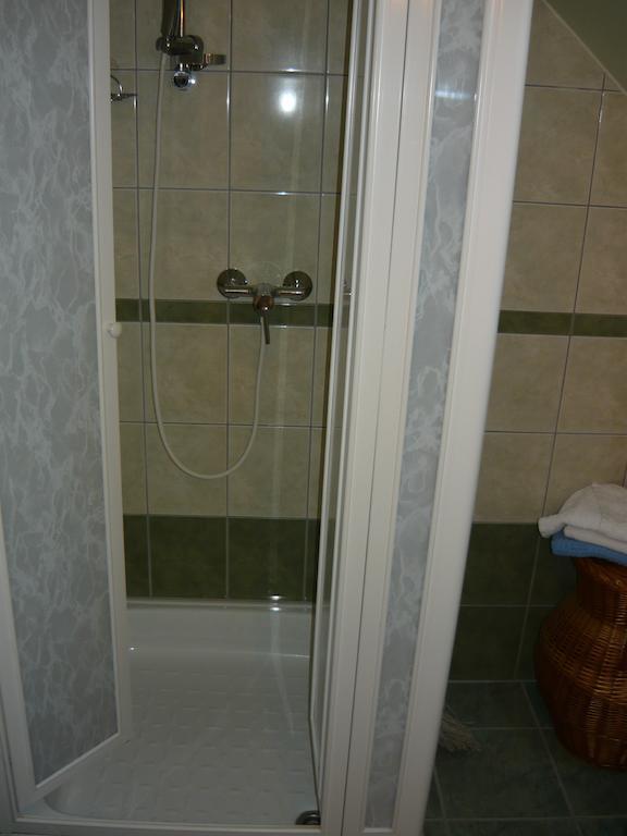 AlsópáhokKaman Vendeghazアパートメント 部屋 写真